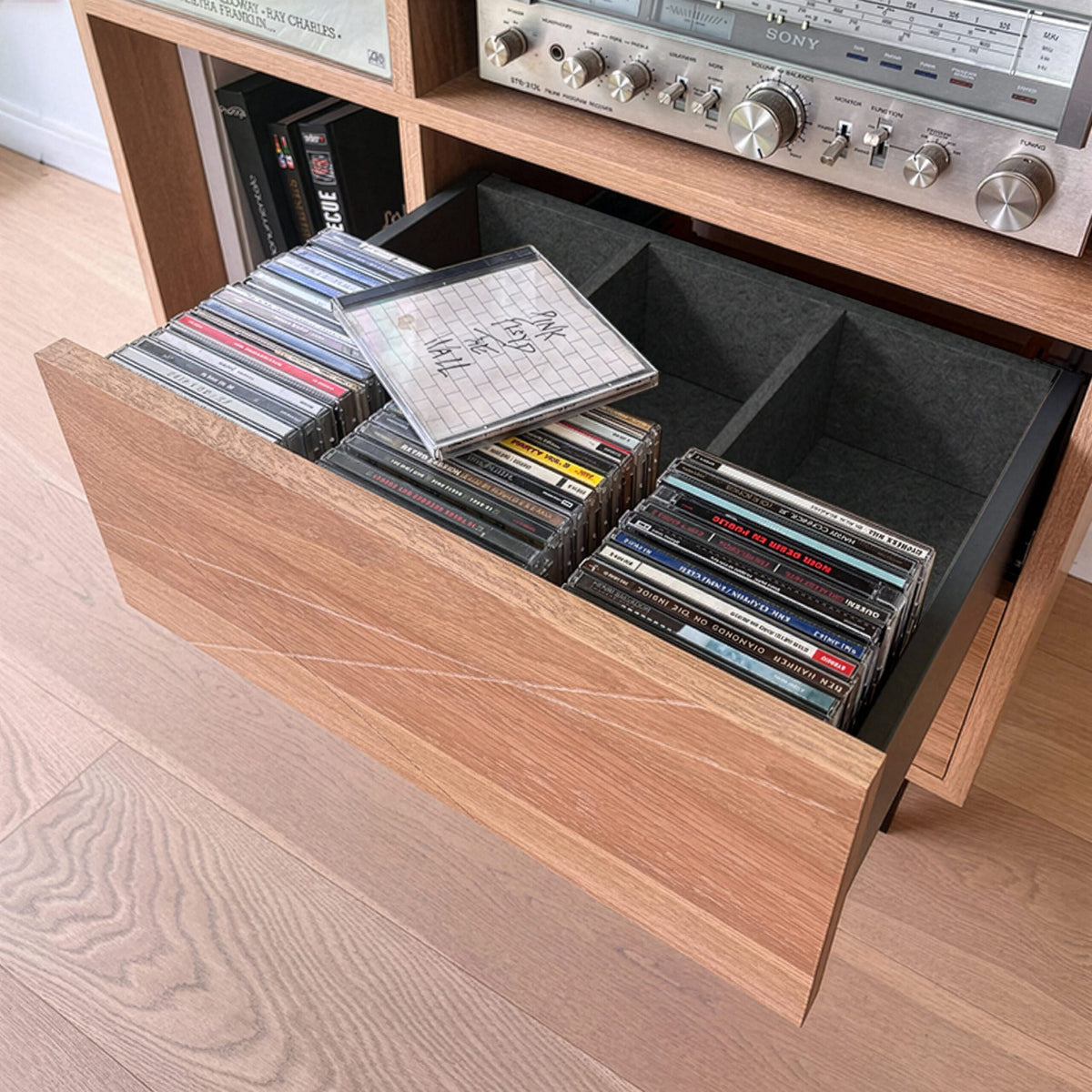 Meuble CD chene