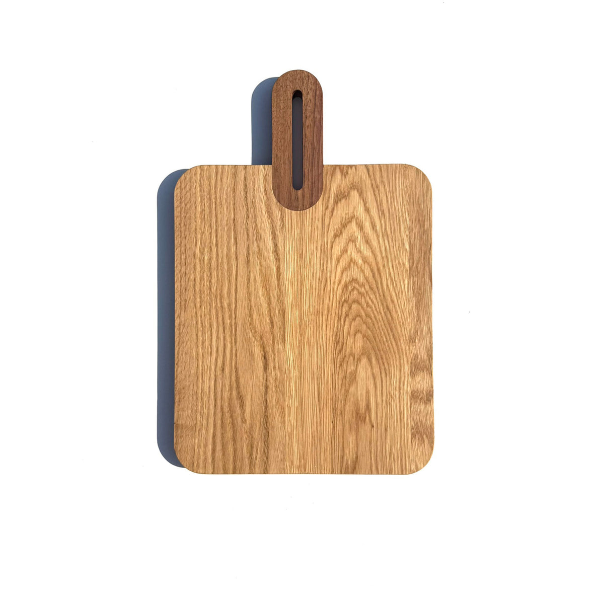 Manche en noyer haut de gamme façonné à la main – planche design fabriquée en France