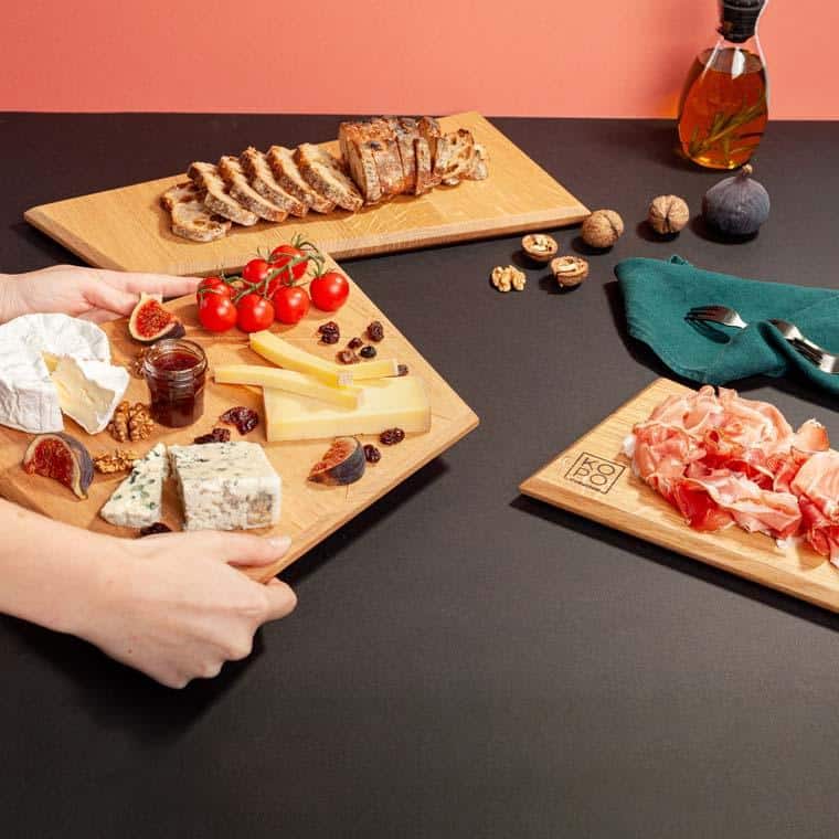 Lot de 3 planches en bois massif pour présentation de charcuterie, fromage.