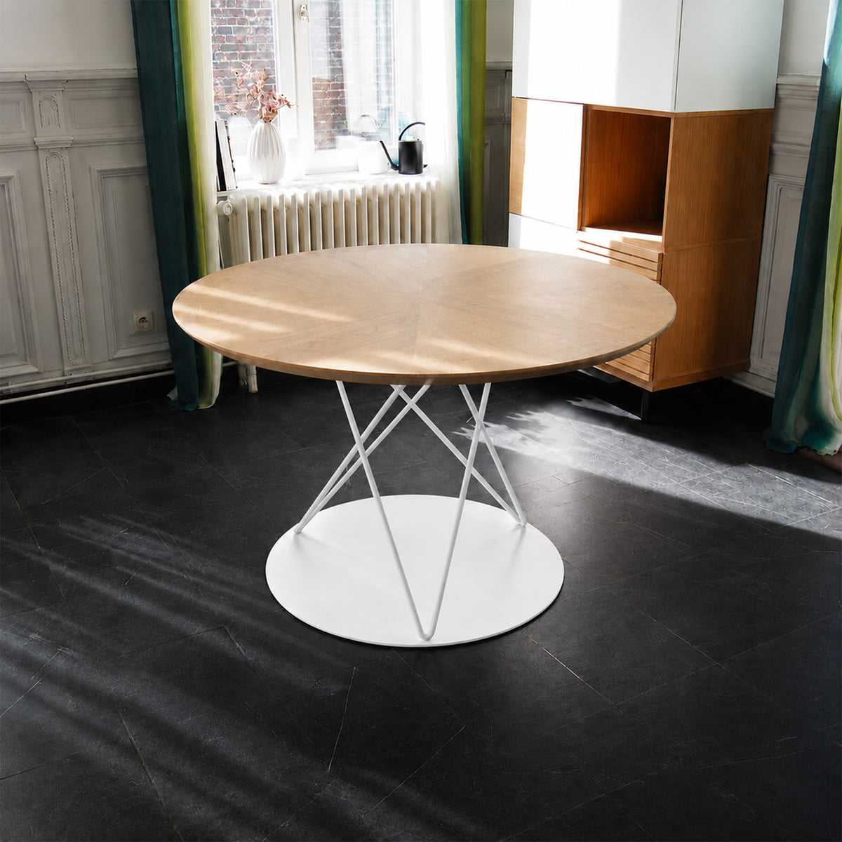 La table ronde Aile d’avion – Blancs