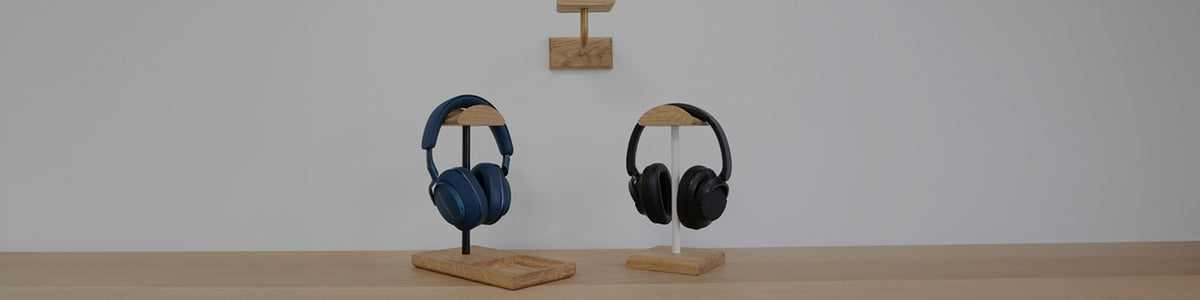 Supports pour casque audio en chêne massif et acier par Kopo Création